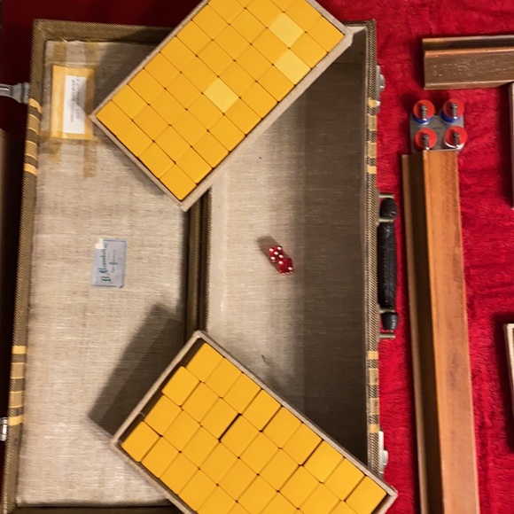 Mahjong game. Now as far as I know everything is there. - Picture 4 of 5